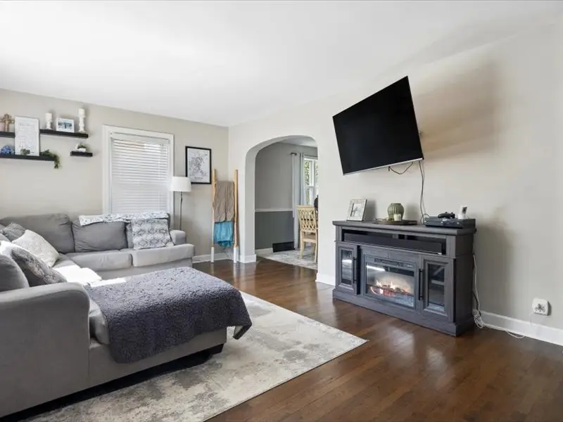 224 N Highland Avenue, Elmhurst, IL 60126 - #3