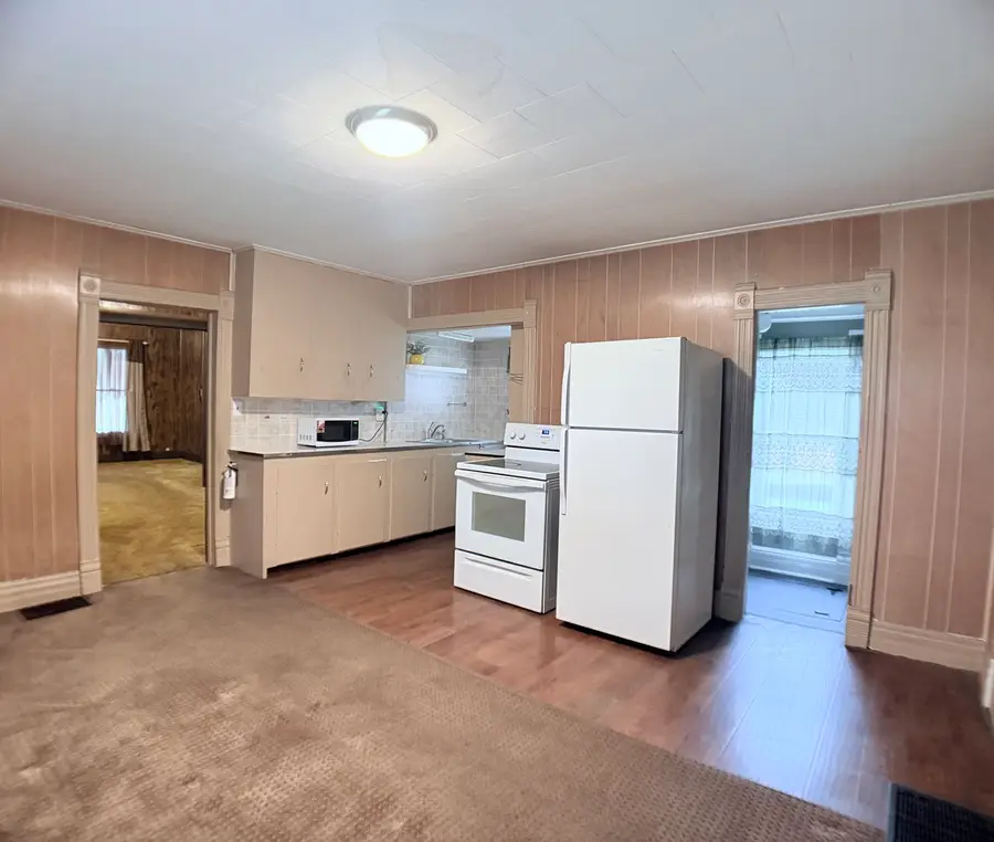 205 E Pease Street, Heyworth, IL 61745 - #2