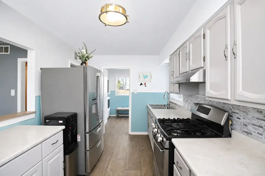 832 N Prater Avenue, Melrose Park, IL 60164 - #3
