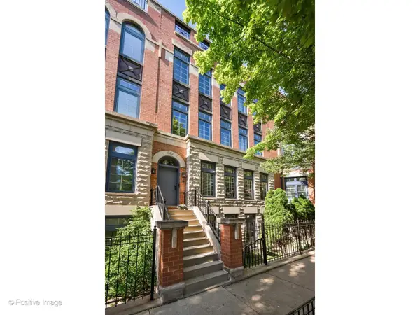 344 W Huron Street, Chicago, IL 60654