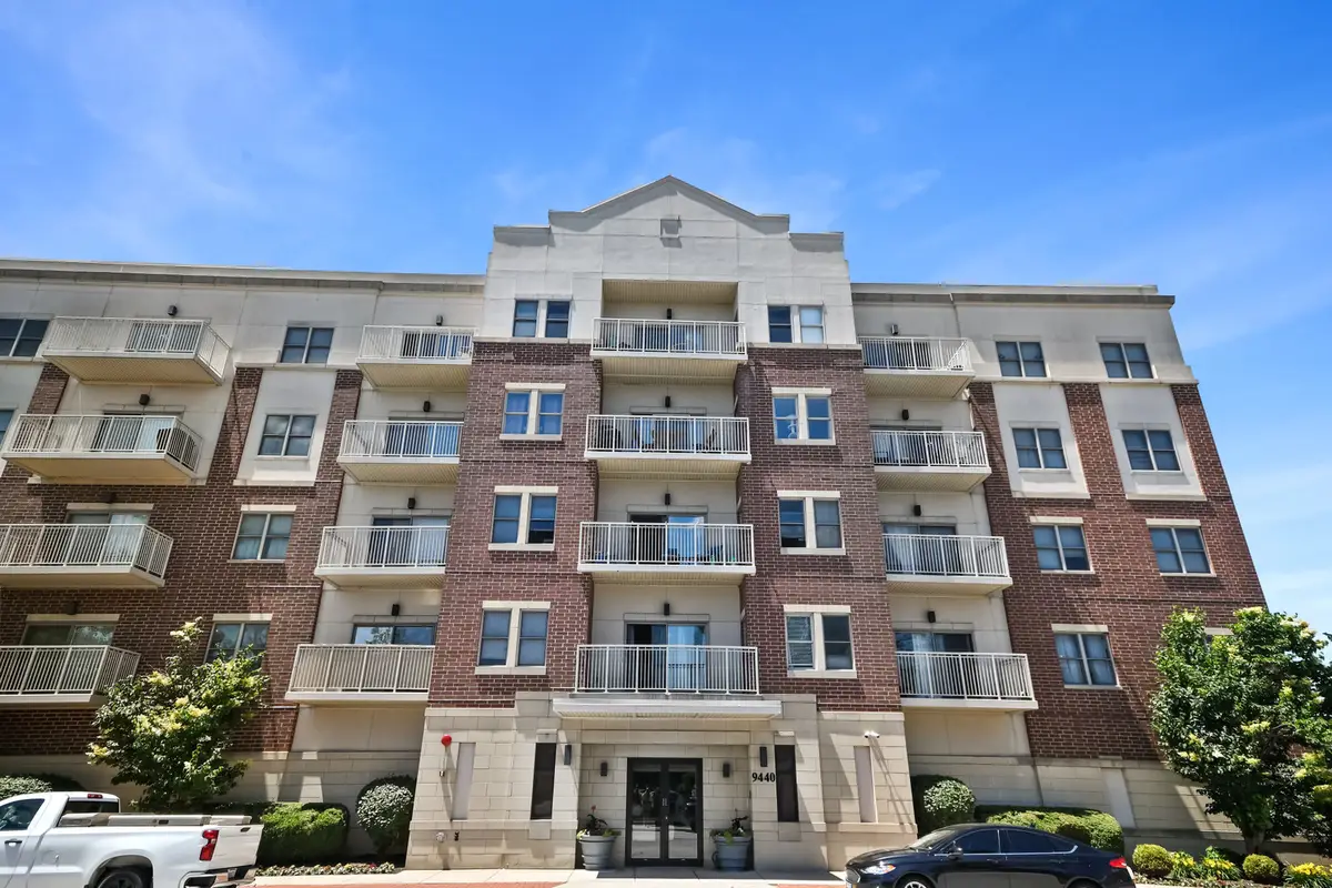 9440 S 51st Avenue #211, Oak Lawn, IL 60453 - #1