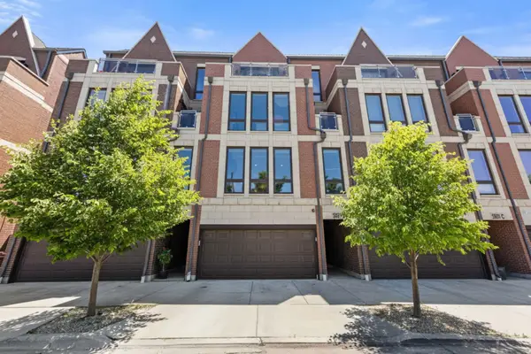 3901 S Lake Park Avenue #D, Chicago, IL 60653