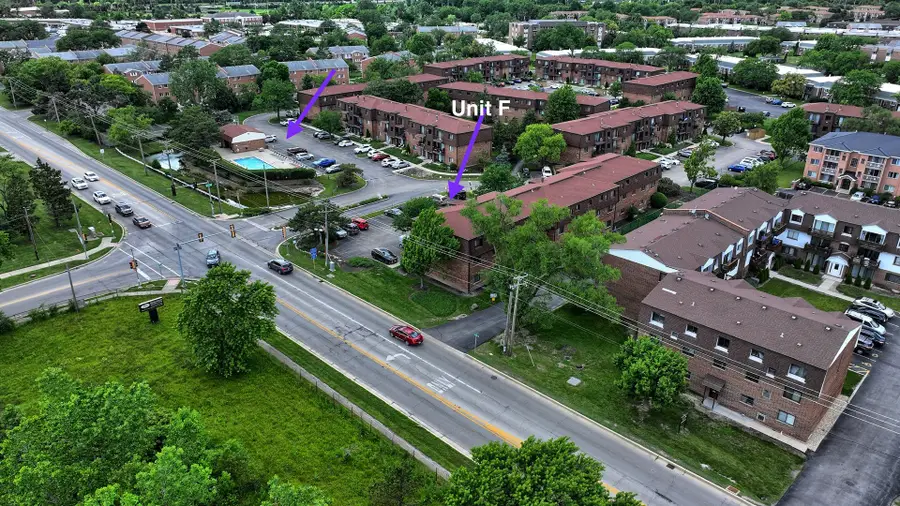 600 Cobblestone Circle #F, Glenview, IL 60025 - #2