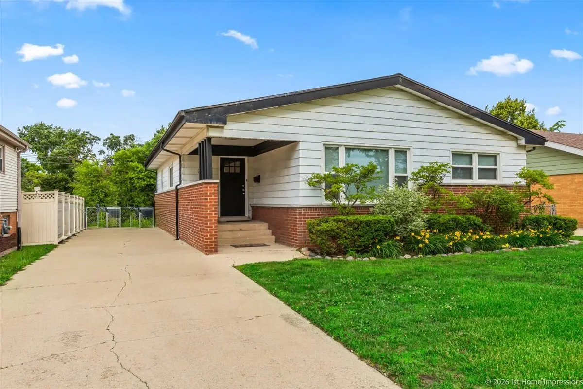 10262 S 52nd Avenue, Oak Lawn, IL 60453 - #1