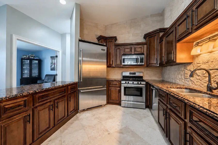 1535 Raymond Drive #204, Naperville, IL 60563 - #3