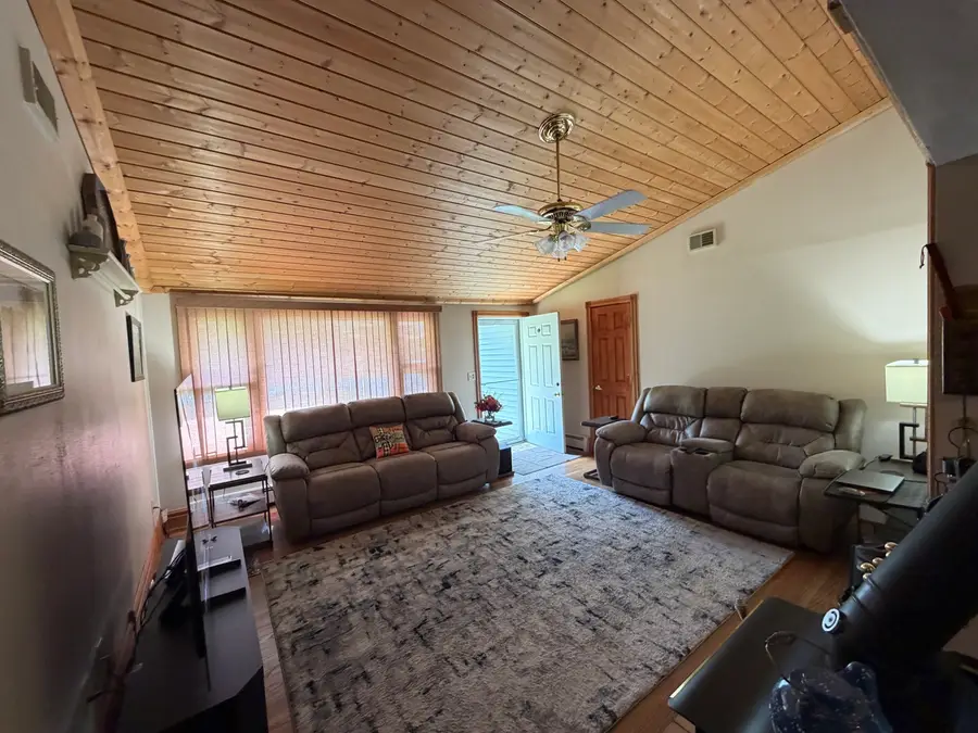 22354 S Donna Avenue, Channahon, IL 60410 - #2