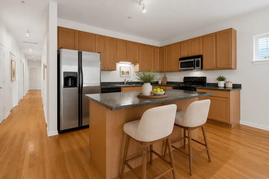 9222 Ewing Avenue #102, Evanston, IL 60203 - #2