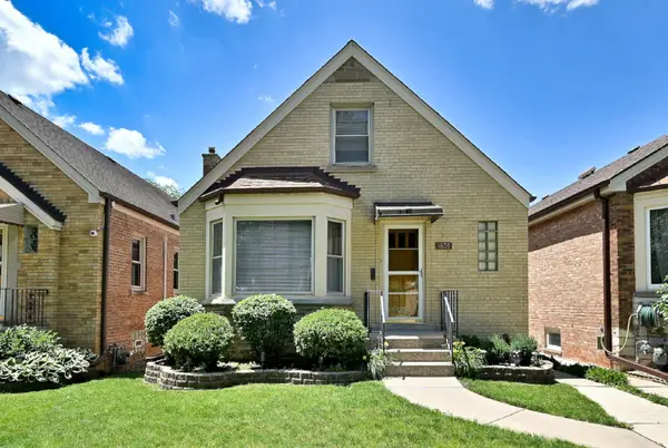 1638 N 74th Avenue, Elmwood Park, IL 60707