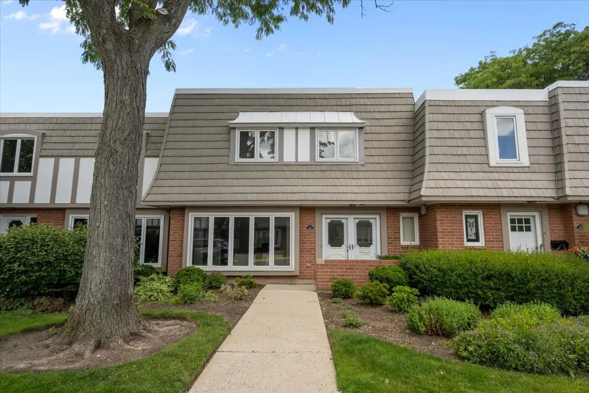 Address Withheld By Seller, Highland Park, IL 60035 - #1