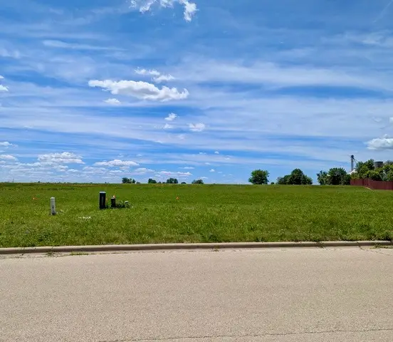 546 Ashton Avenue, Maple Park, IL 60151 - #3