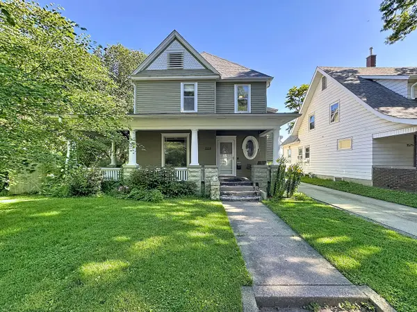 1519 11th Avenue, Moline, IL 61265