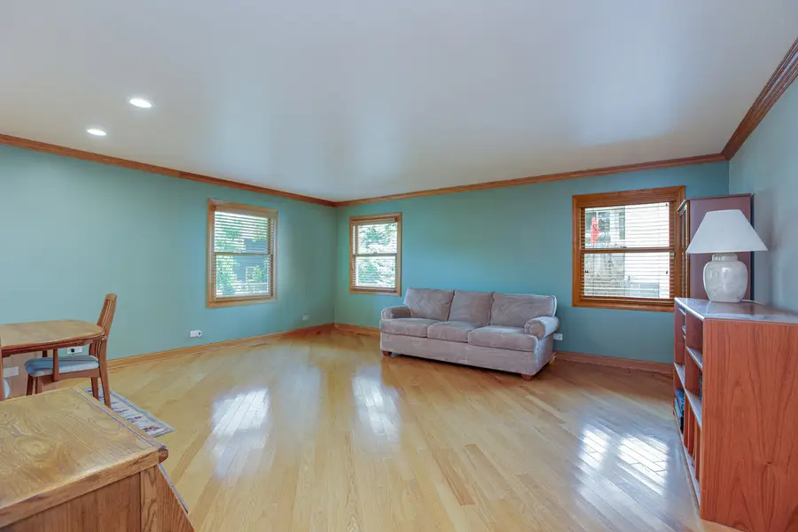 955 Bernard Drive, Buffalo Grove, IL 60089 - #3