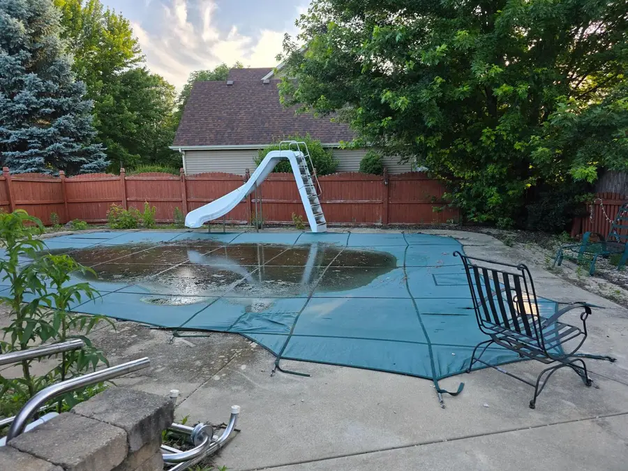 811 Meadow Lane, North Aurora, IL 60542 - #3