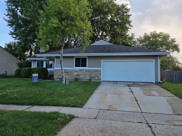 Address Withheld By Seller, Warrenville, IL 60555