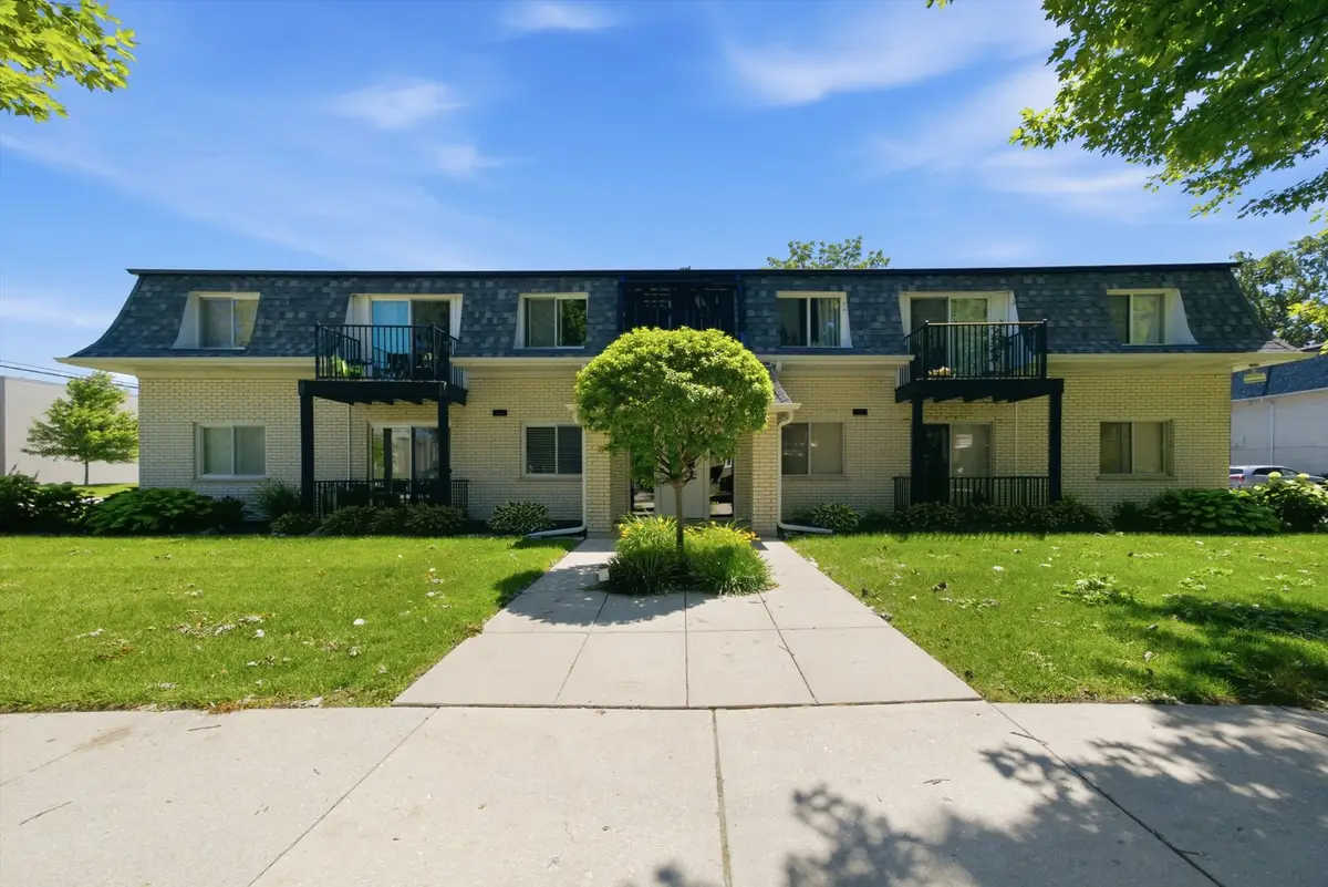 9601 S Karlov Avenue #101, Oak Lawn, IL 60453 - #1