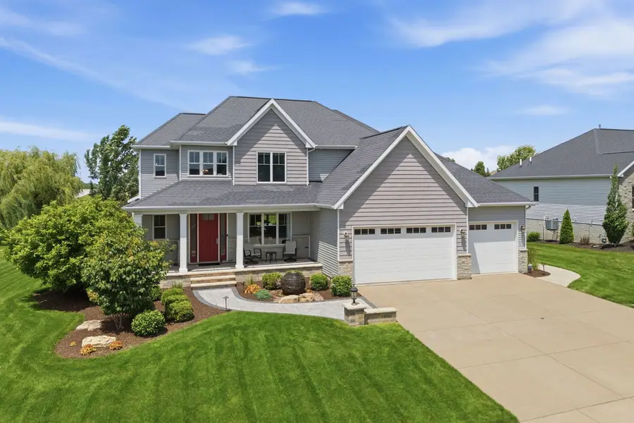 3460 Crow Lake Drive, Bettendorf, IA 52722 - #2