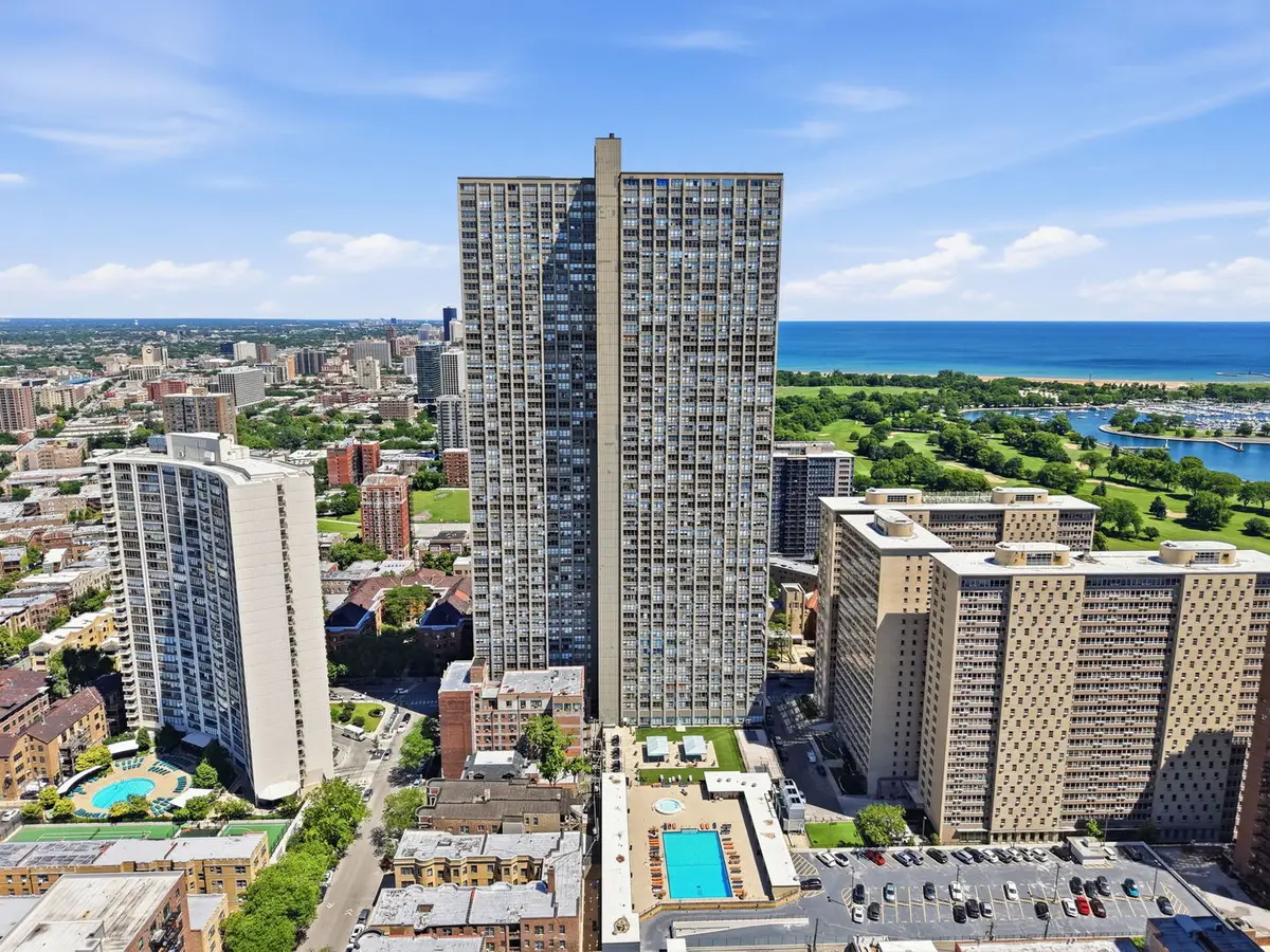 655 W Irving Park Road #2704, Chicago, IL 60613 - #1