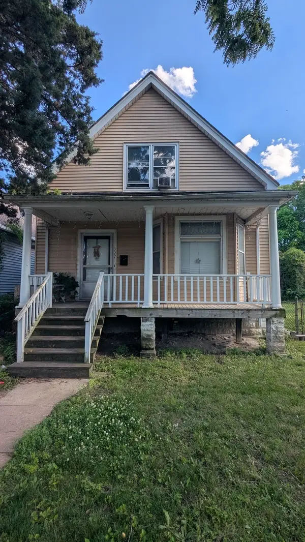 327 E 136th Place, Chicago, IL 60827