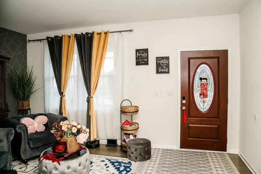 Address Withheld By Seller, Oswego, IL 60543 - #3