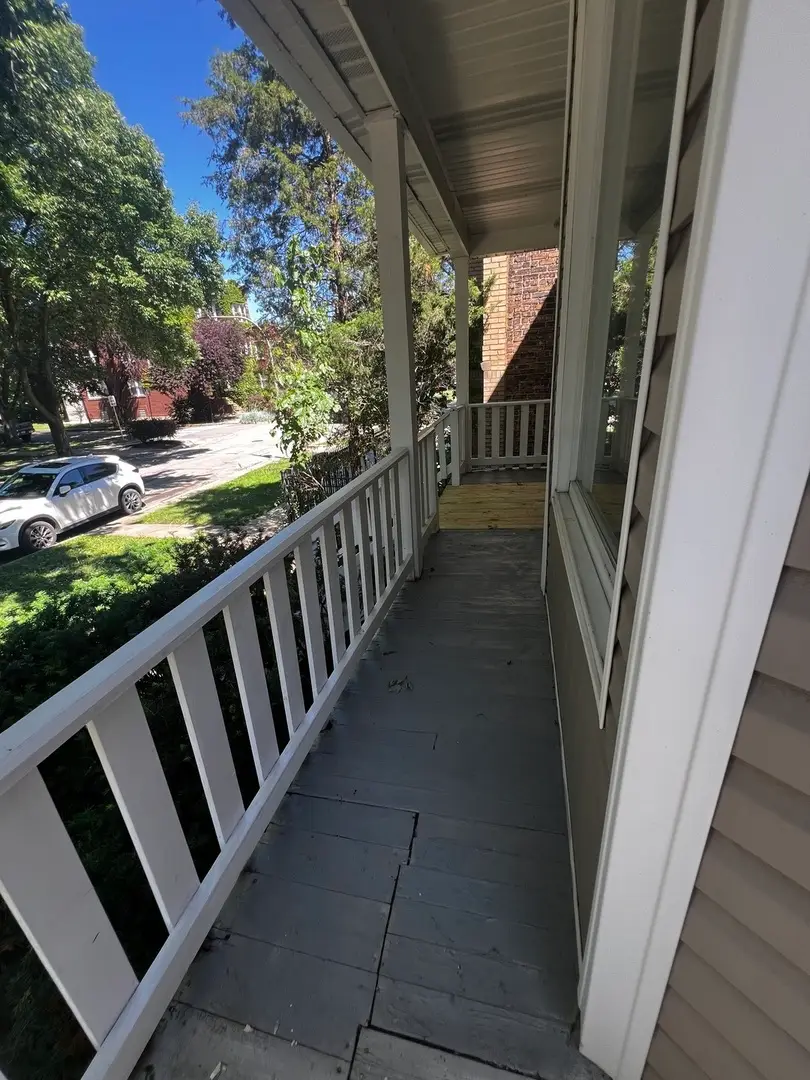 4155 N Francisco Avenue, Chicago, IL 60618 - #2
