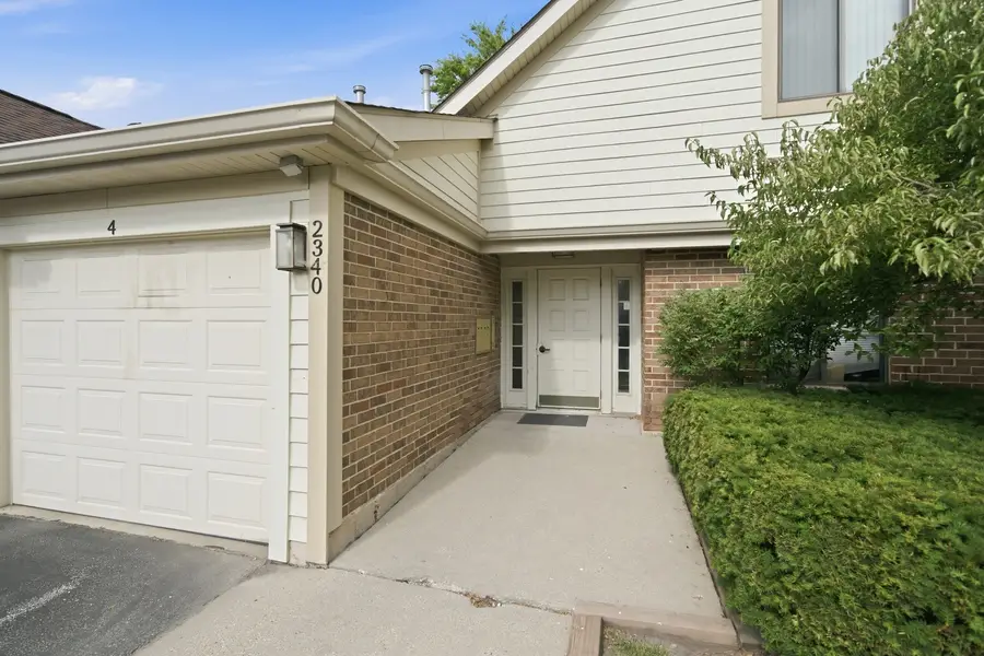 2340 E Old Hicks Road N #1, Palatine, IL 60074 - #2
