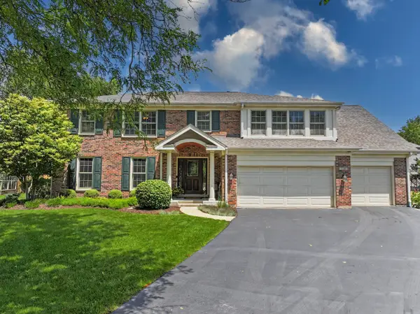 738 W Evergreen Court, Palatine, IL 60067