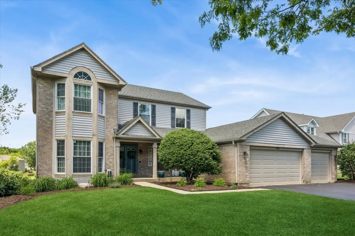 490 Flora Drive, Algonquin, IL 60102 - #1