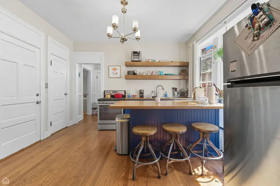 2337 N Sawyer Avenue, Chicago, IL 60647 - #3