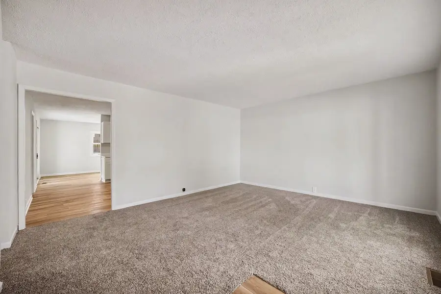 338 Hickory Avenue, Romeoville, IL 60446 - #2
