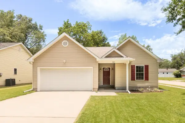1026 N Carico Street, Carbondale, IL 62901