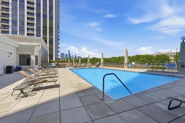 233 E 13th Street #1604, Chicago, IL 60605