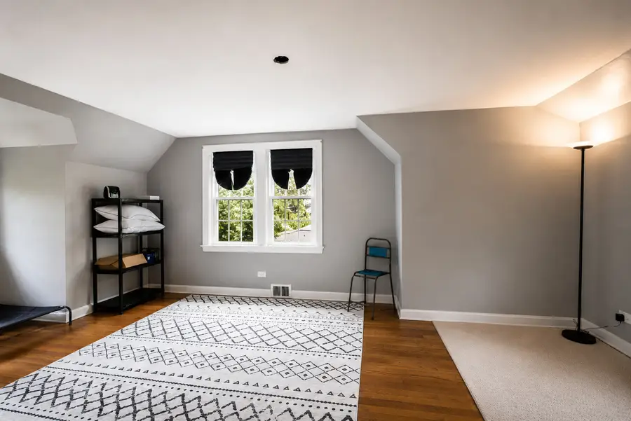 105 S Seymour Avenue, Grayslake, IL 60030 - #3