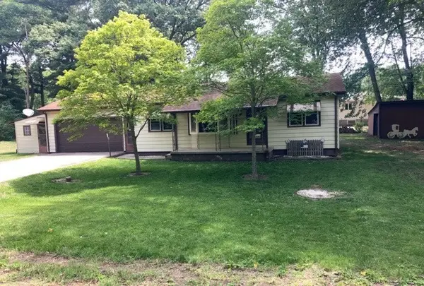 1566 Aurora Street, Dixon, IL 61021