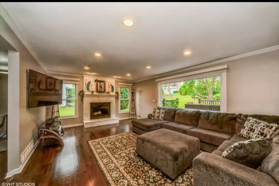 310 Chesterfield Lane, Vernon Hills, IL 60061 - #2