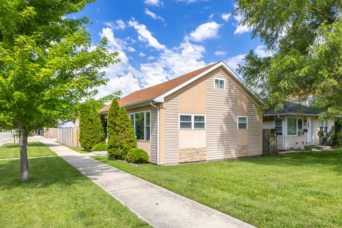 1700 N 37th Avenue, Stone Park, IL 60165 - #1