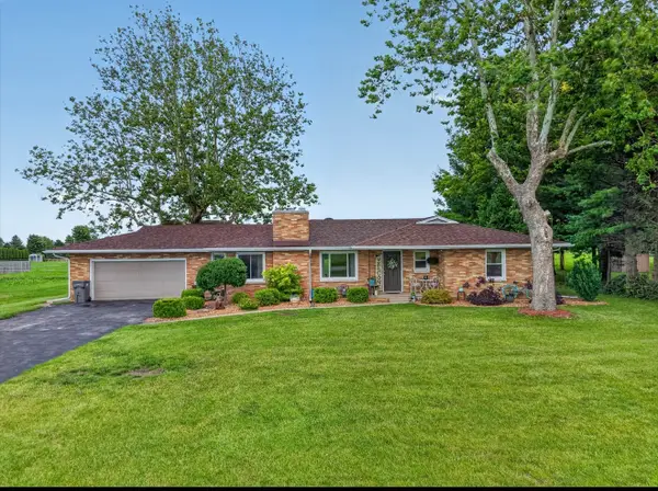 1564 E 16th Road, Streator, IL 61364
