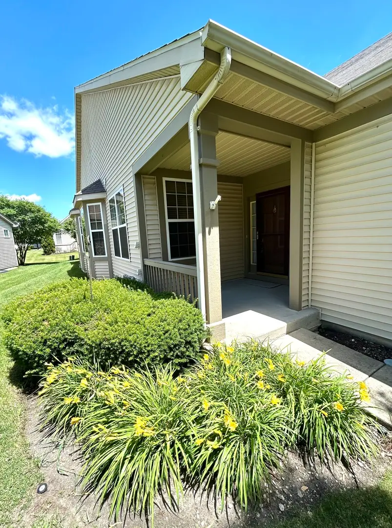 21214 Lily Lake Lane, Crest Hill, IL 60403 - #2