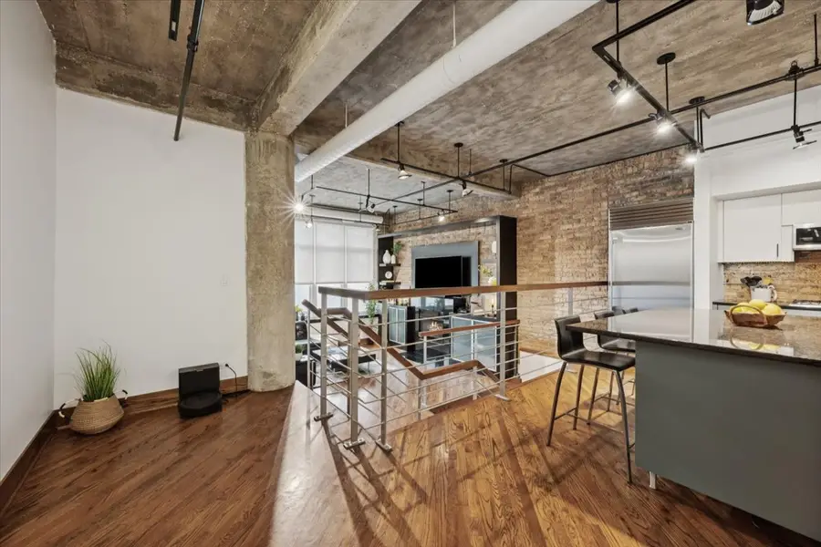 1830 Ridge Avenue #103, Evanston, IL 60201 - #3