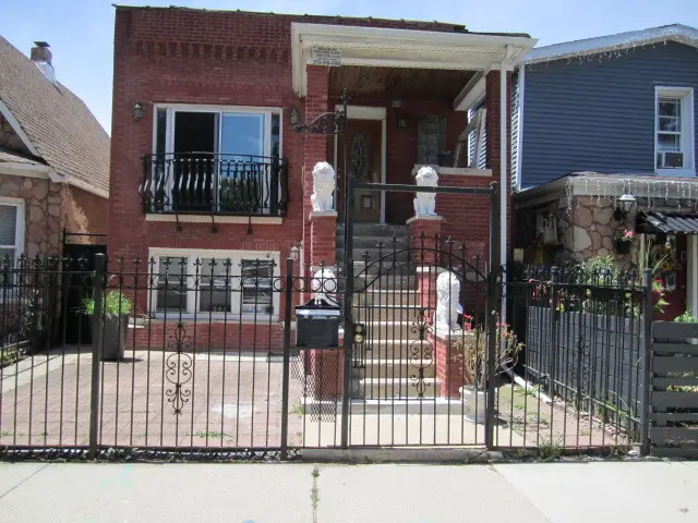 846 N Saint Louis Avenue, Chicago, IL 60651 - #1