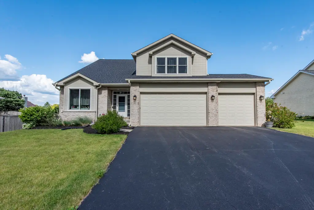 301 English Lane, Winthrop Harbor, IL 60096 - #1