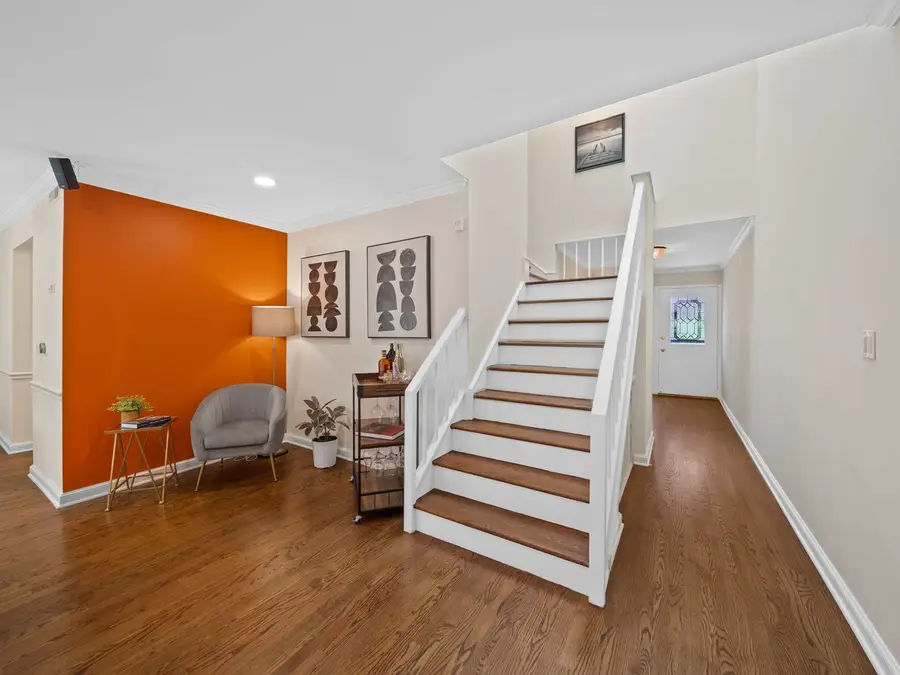 1715 Wildberry Drive #E, Glenview, IL 60025 - #2