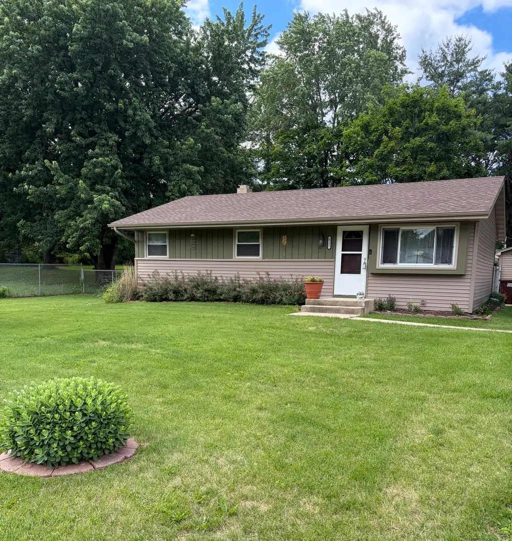 6735 Country Lane, Rockford, IL 61109 - #1