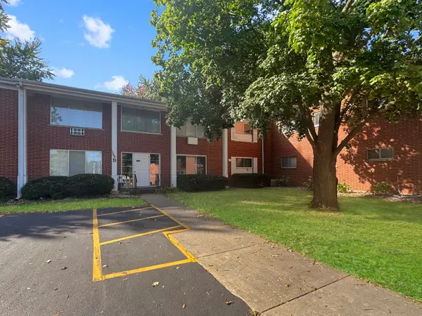 124 N Whistler Avenue #B8, Freeport, IL 61032