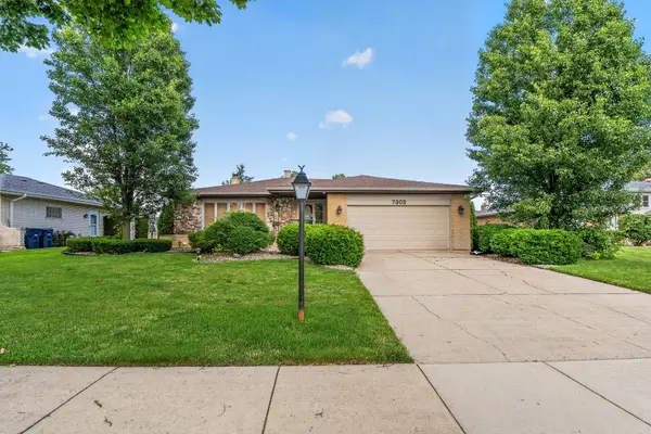 7305 Summit Road, Darien, IL 60561