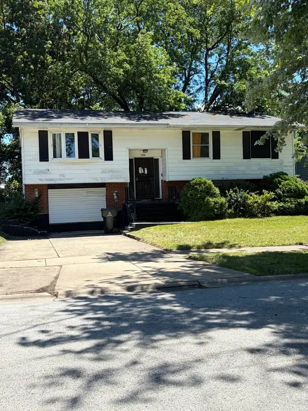 17101 Locust Drive, Hazel Crest, IL 60429