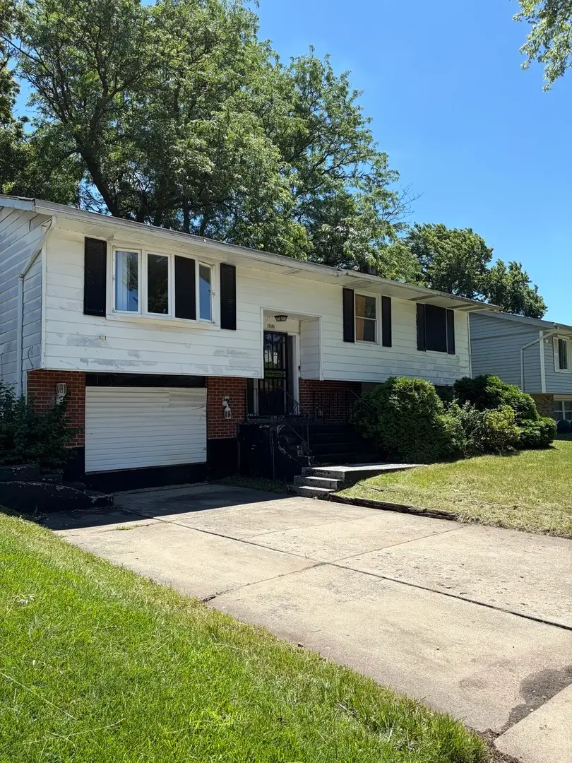 17101 Locust Drive, Hazel Crest, IL 60429 - #2