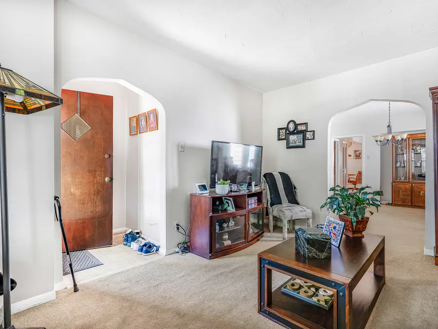 4550 N Kildare Avenue, Chicago, IL 60630 - #3