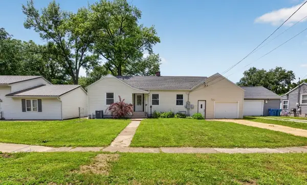 315 9th Avenue, Dewitt, IA 52472