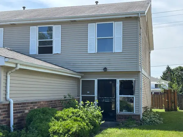2617 E Martha Place, Burnham, IL 60633