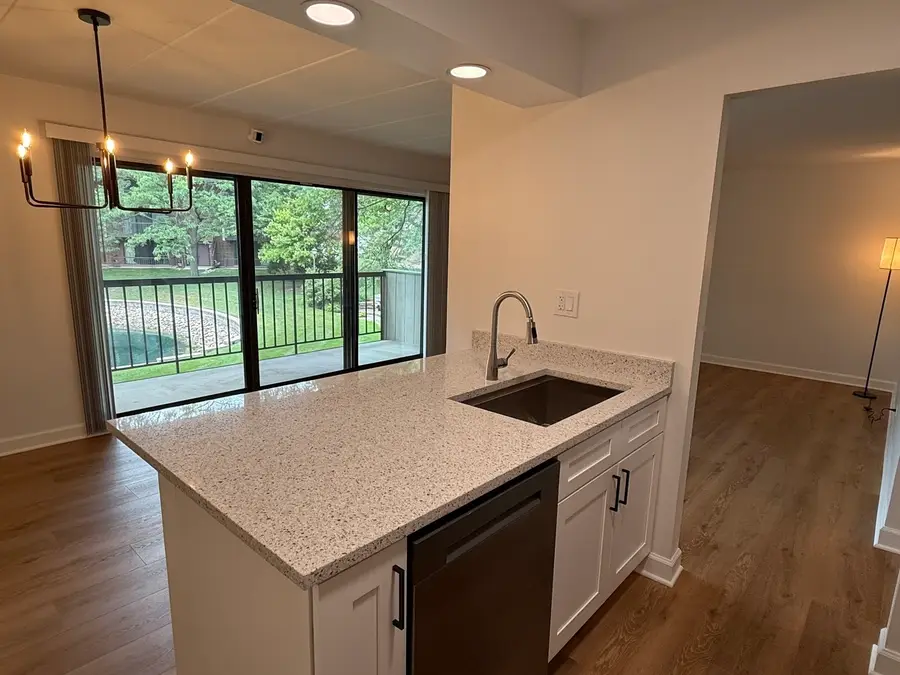 140 E Fountainview Lane #2B, Lombard, IL 60148 - #3
